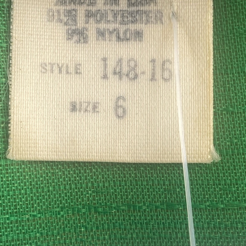 Vintage Green Dress With Floral Design And Gold Greek Key Detailing. Fairy Core. - Picture 11 of 12